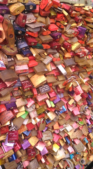 ADHS-Aberglaube 5: „ADHS“ IST VON DER HIRNFORSCHUNG BELEGT oder:&nbsp;NEUROMYTHOLOGIE